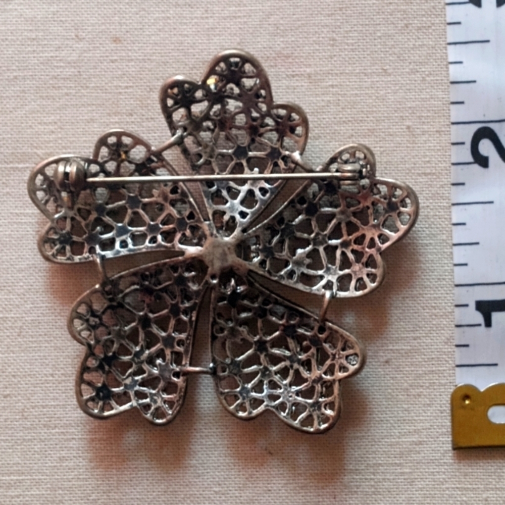 Brooch - Picture 3 of 3
